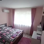 Cosy Family فارنا